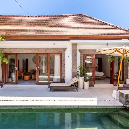Villa Jiwa Sanur Buitenkant foto